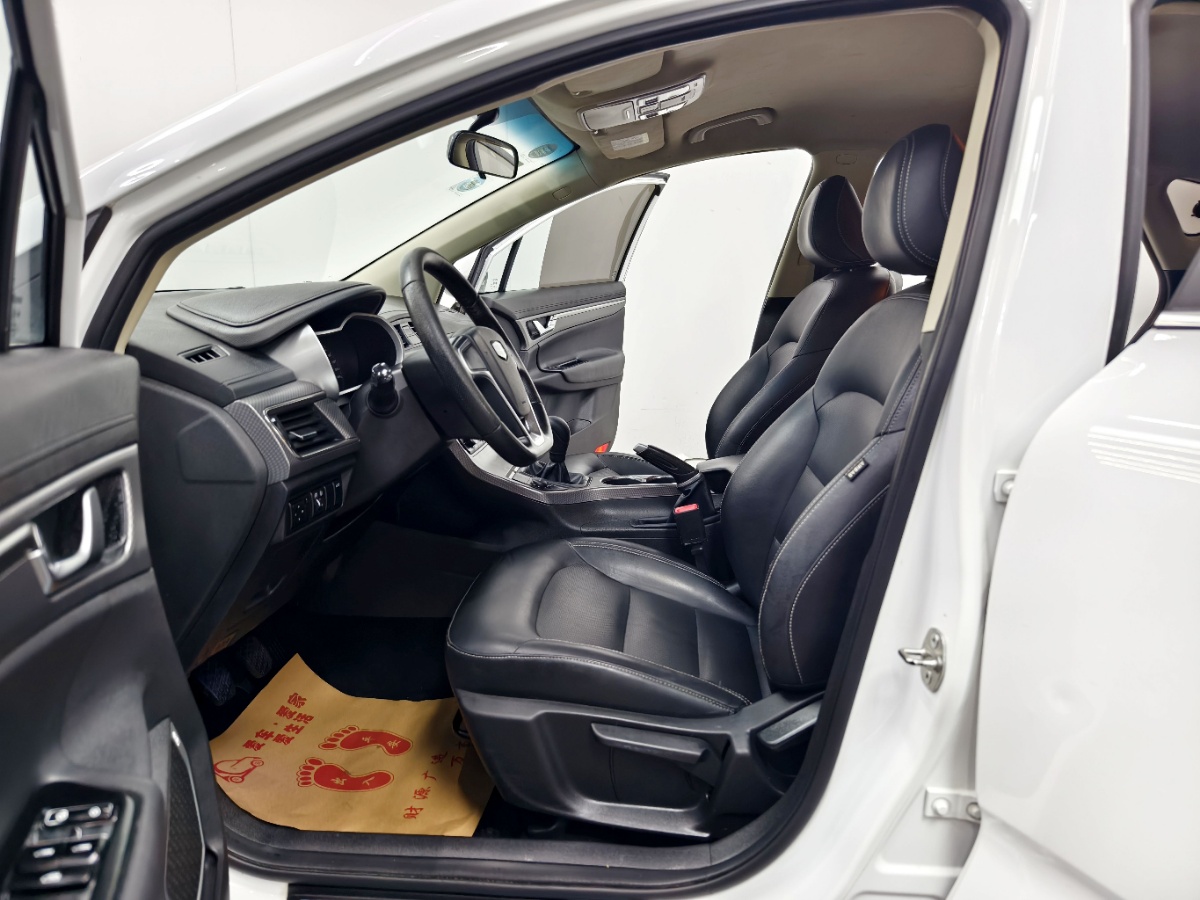 GEELY Emgrand GS 2017 car image #8