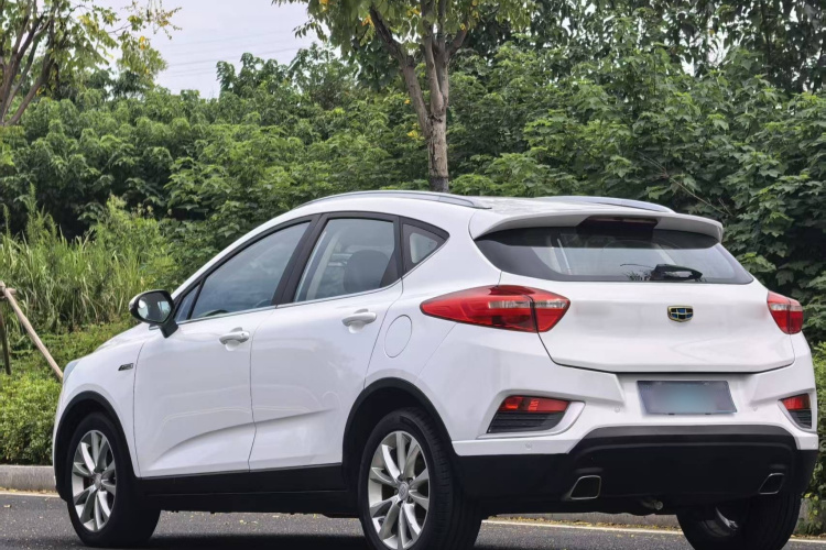 GEELY Emgrand GS 2017 #17 GEELY Emgrand GS 2017 car image #17