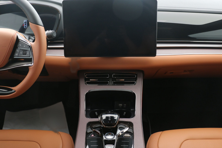BYD Han 2022 car image #15