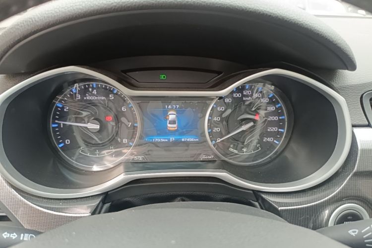 GEELY Emgrand 2017 #12 GEELY Emgrand 2017 car image #12