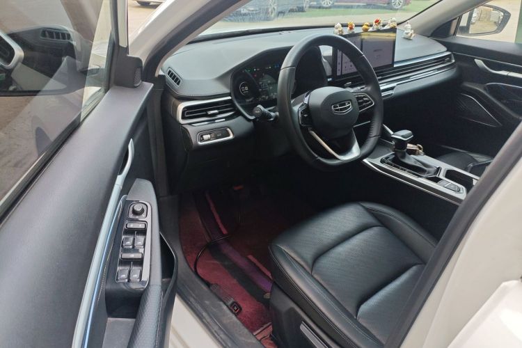 GEELY Emgrand 2024 изображение автомобиля #16