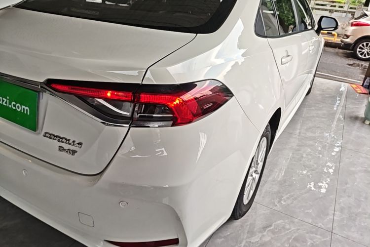 Toyota Corolla 2023 car image #8