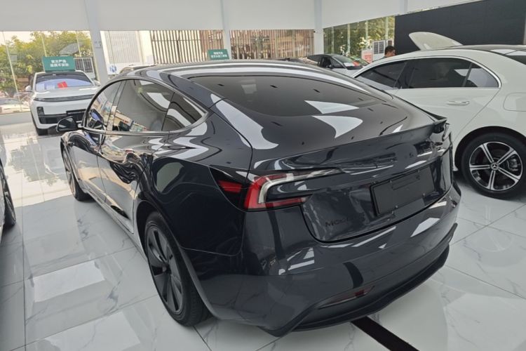 Tesla Model 3 2024 #5 Tesla Model 3 2024 immagine di auto #5
