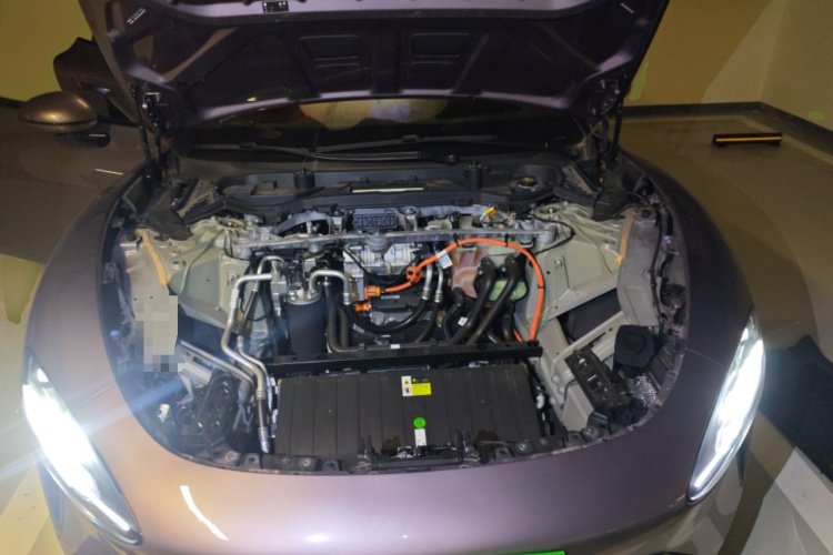 MI SU7 2025 image de voiture #18