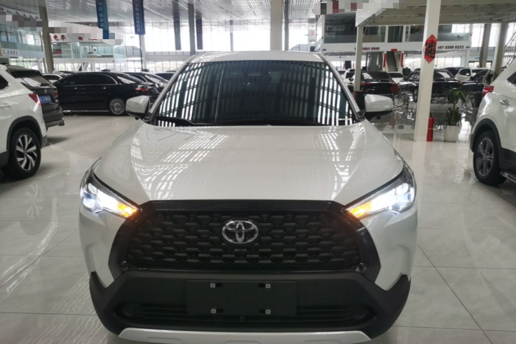 Toyota Corolla Cross 2023 #3 Toyota Corolla Cross 2023 car image #3