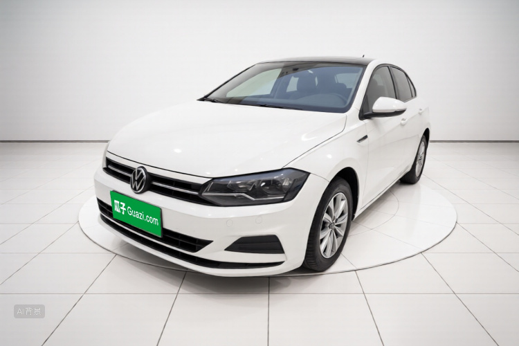 Volkswagen Polo 2021 car image #2