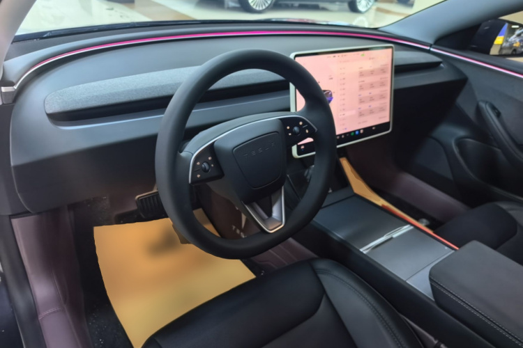 Tesla Model 3 2024 #10 Tesla Model 3 2024 car image #10