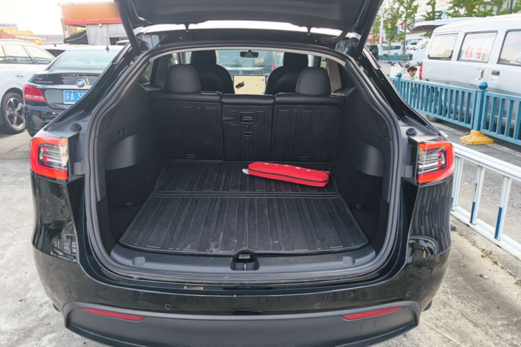 Tesla Model Y 2021 #19 Tesla Model Y 2021 immagine di auto #19