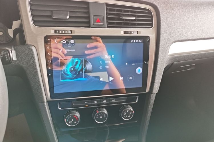 Volkswagen Golf 2019 #17 Volkswagen Golf 2019 car image #17