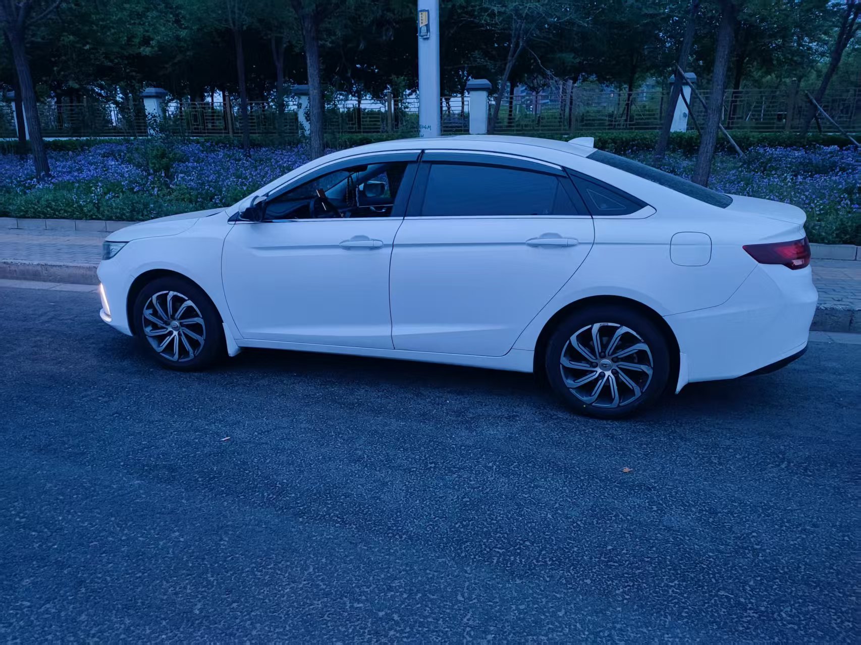 GEELY Emgrand GL 2021 car image #3