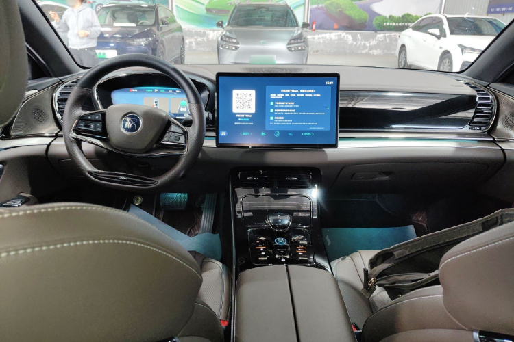 BYD Han 2023 imagen de coche #10