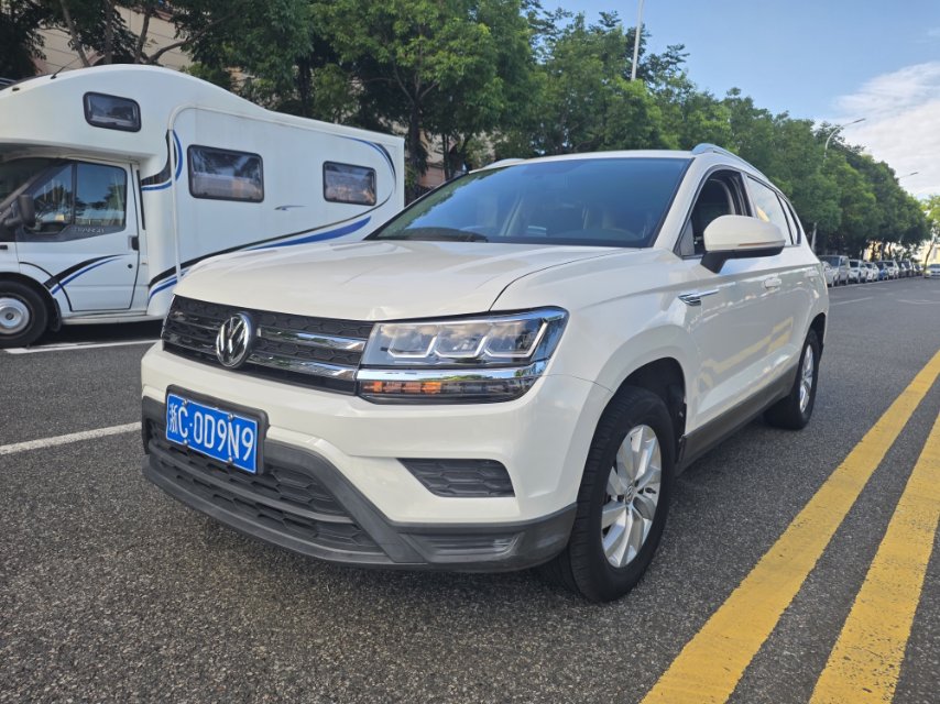 2020 2020 car image