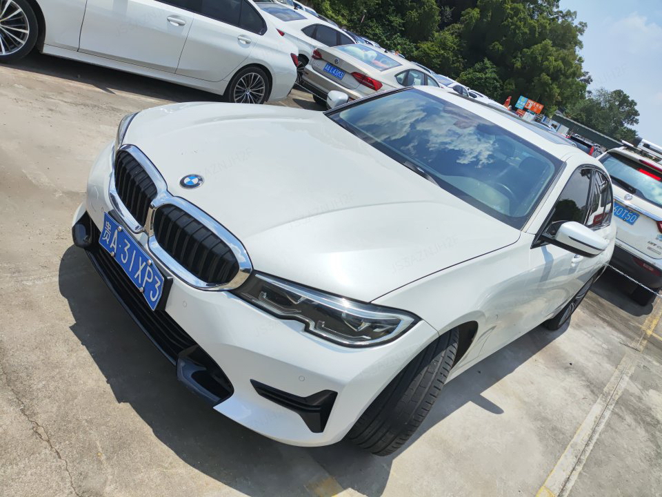 BMW 3 Series 2022 car image 