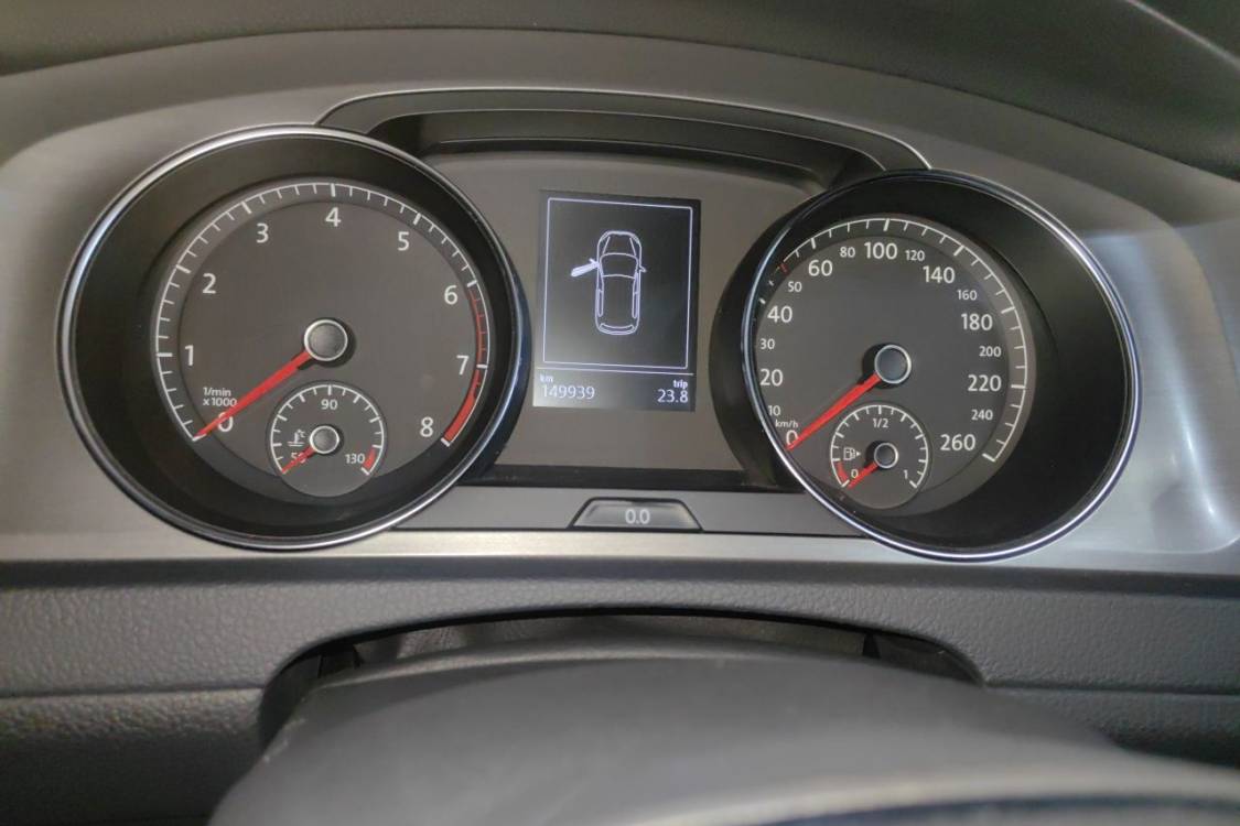 Volkswagen Golf 2015 car image #25