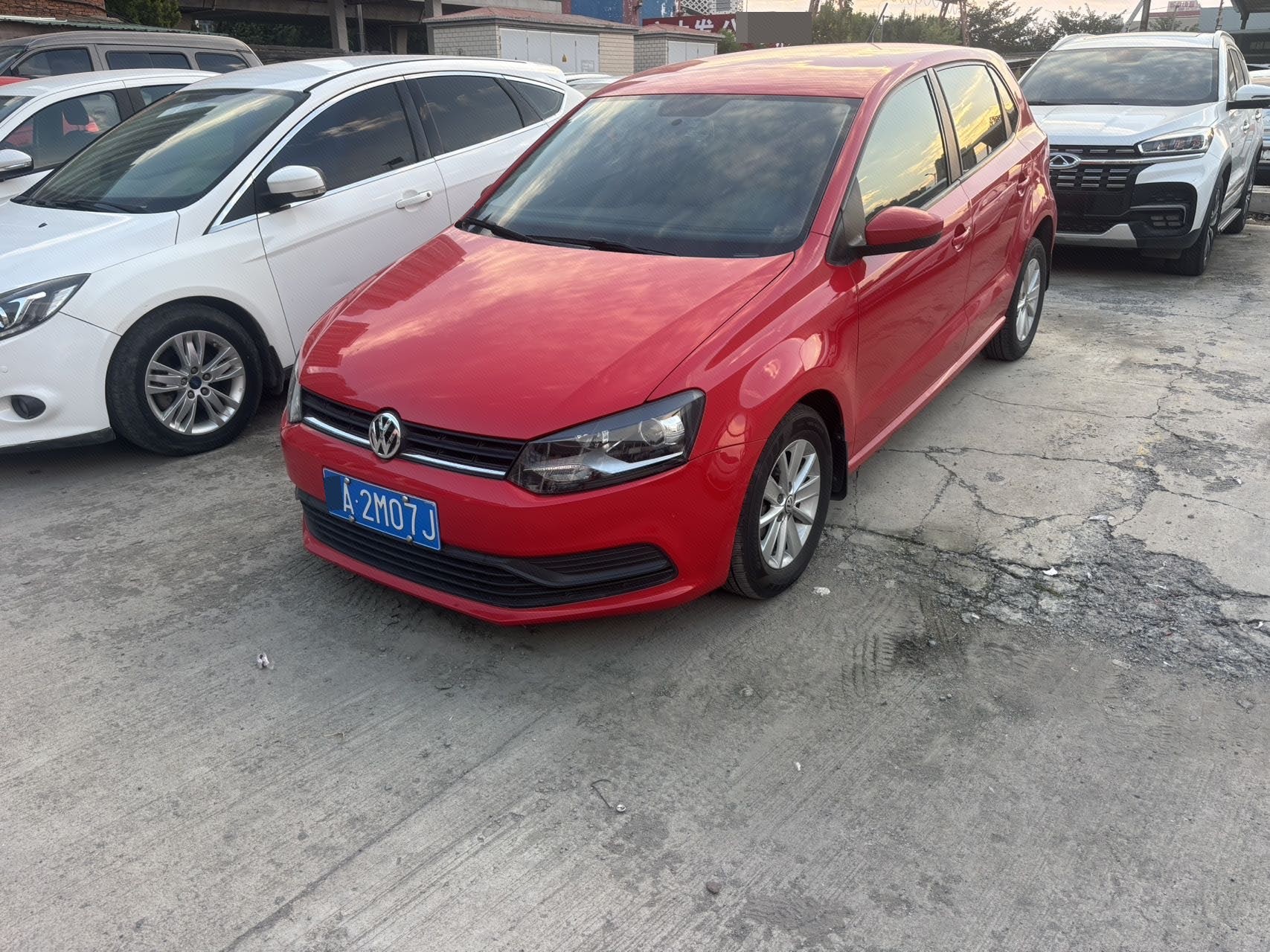 Volkswagen Polo 2016 Volkswagen Polo 2016 car image