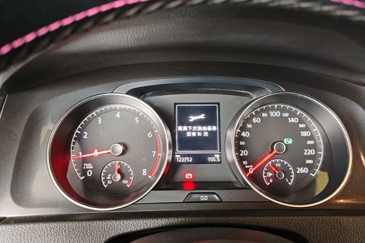 Volkswagen Golf 2019 car image #12