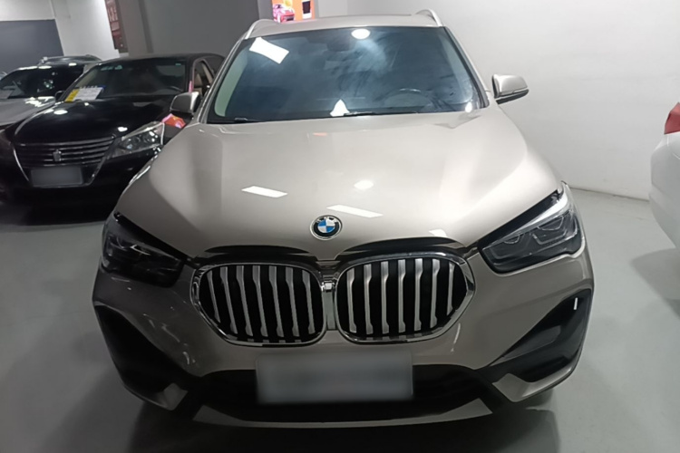 BMW X1 2022 #3 BMW X1 2022 car image #3
