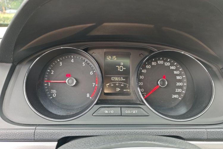 Volkswagen Lavida 2016 car image #12