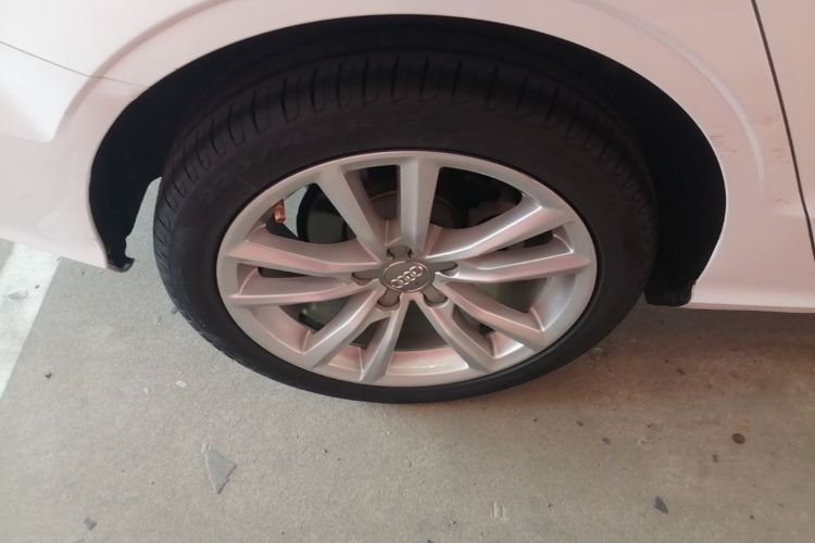 Audi A3 2016 car image #10