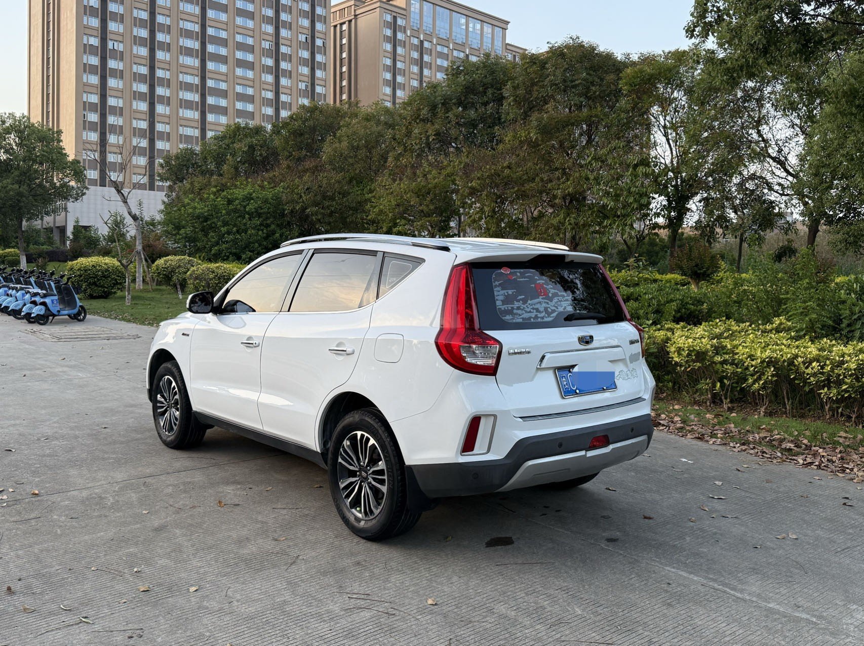 GEELY Vision X6 2017 #3 GEELY Vision X6 2017 car image #3