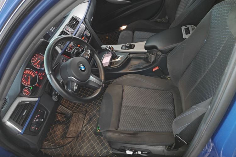 BMW 3 Series 2018 #15 BMW 3 Series 2018 car image #15
