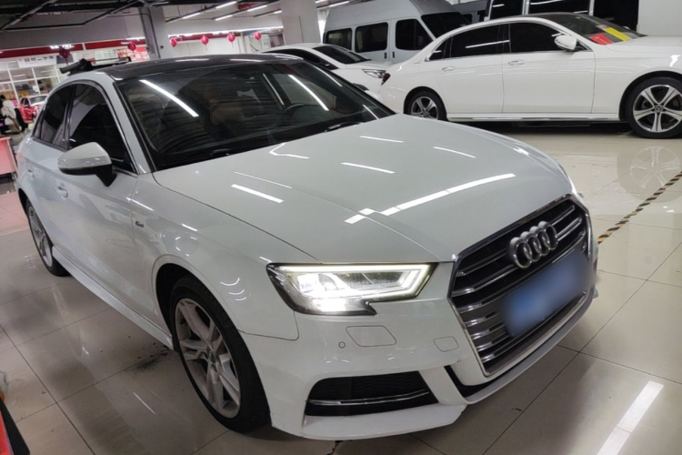 Audi A3 2021 car image #4
