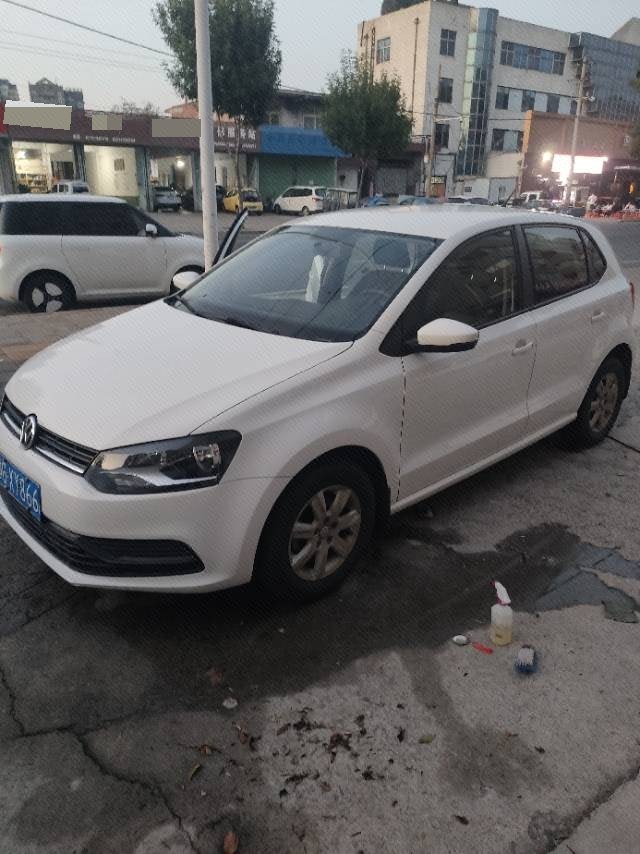 Volkswagen Polo 2015 Volkswagen Polo 2015 car image