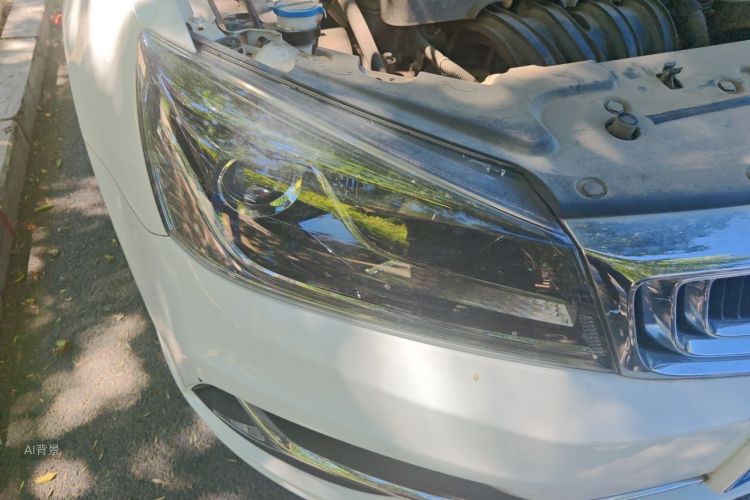 GEELY Emgrand 2019 car image #8