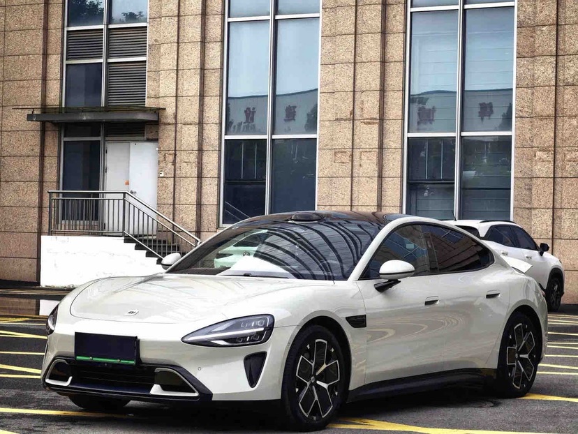 MI SU7 2025 car image 