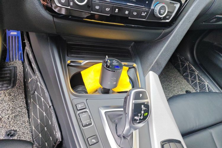 BMW 3 Series 2018 #16 BMW 3 Series 2018 car image #16