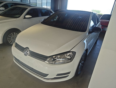 Volkswagen Golf 2017 Volkswagen Golf 2017 car image