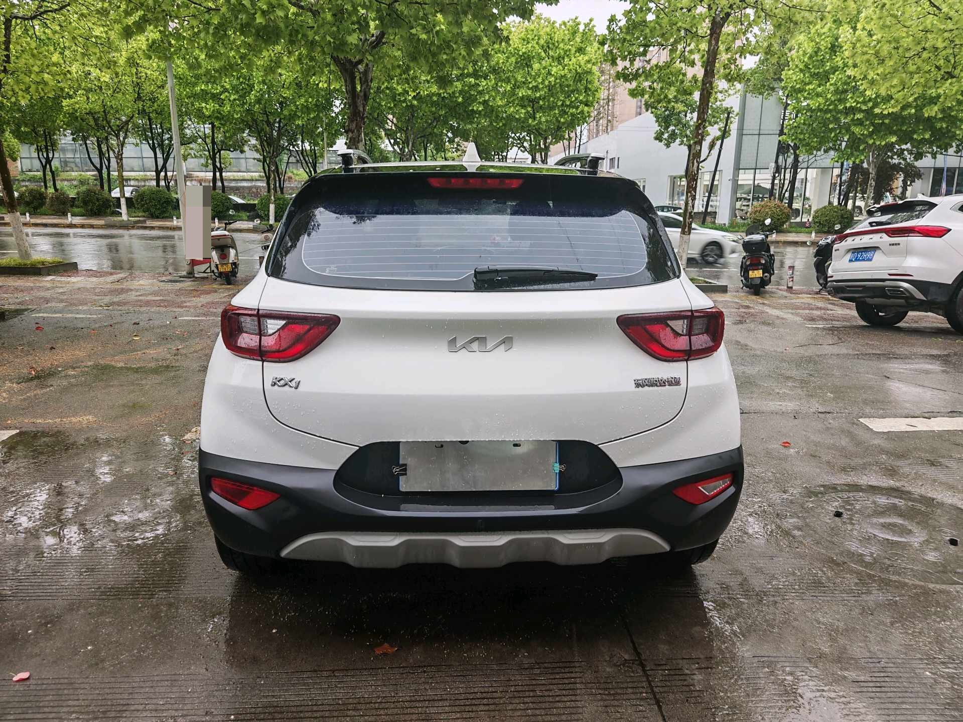 Kia KX1 2022 car image #9