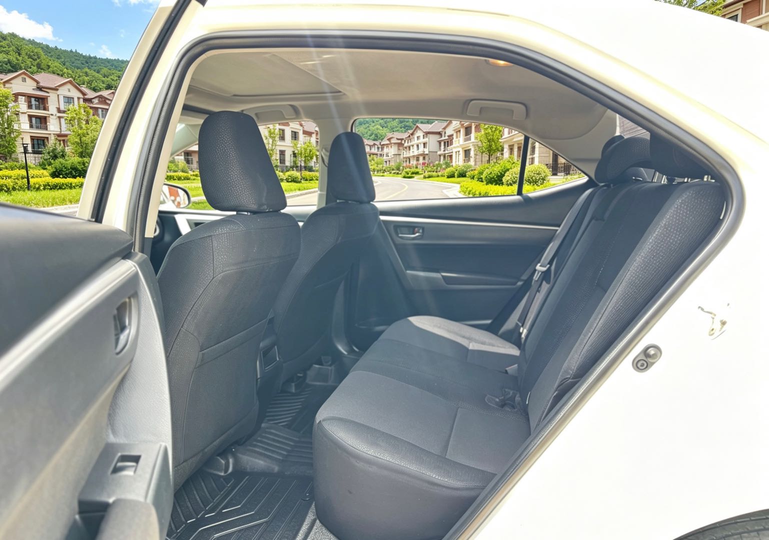 Toyota Corolla 2019 car image #7