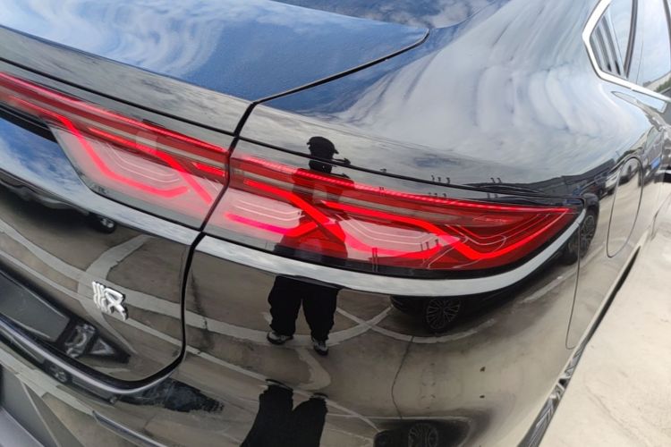 BYD Han 2024 car image #8