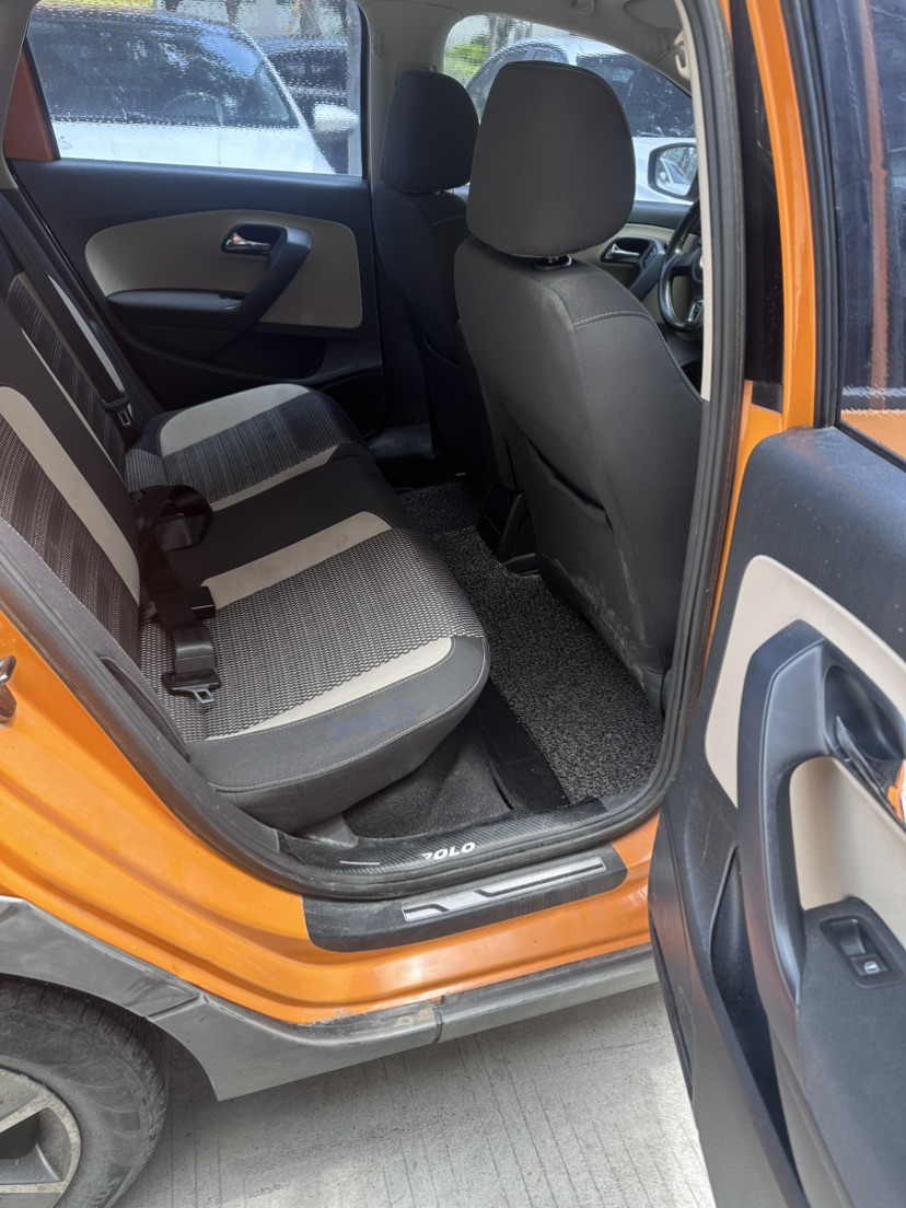 Volkswagen Polo 2013 car image #3