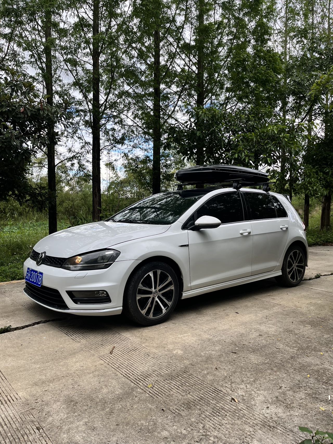 Volkswagen Golf 2015 Volkswagen Golf 2015 car image