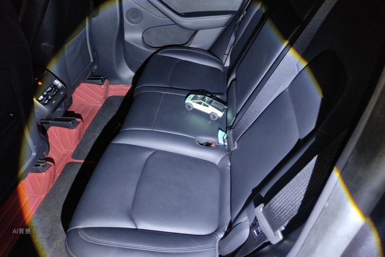 Tesla Model Y 2024 #19 Tesla Model Y 2024 car image #19