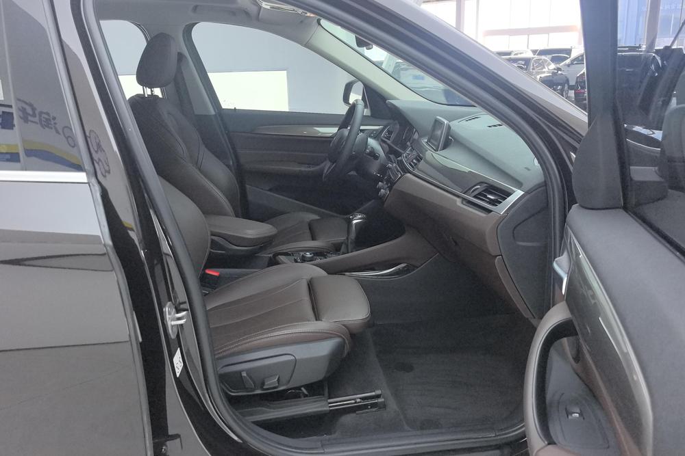 BMW X1 2019 #8 BMW X1 2019 car image #8