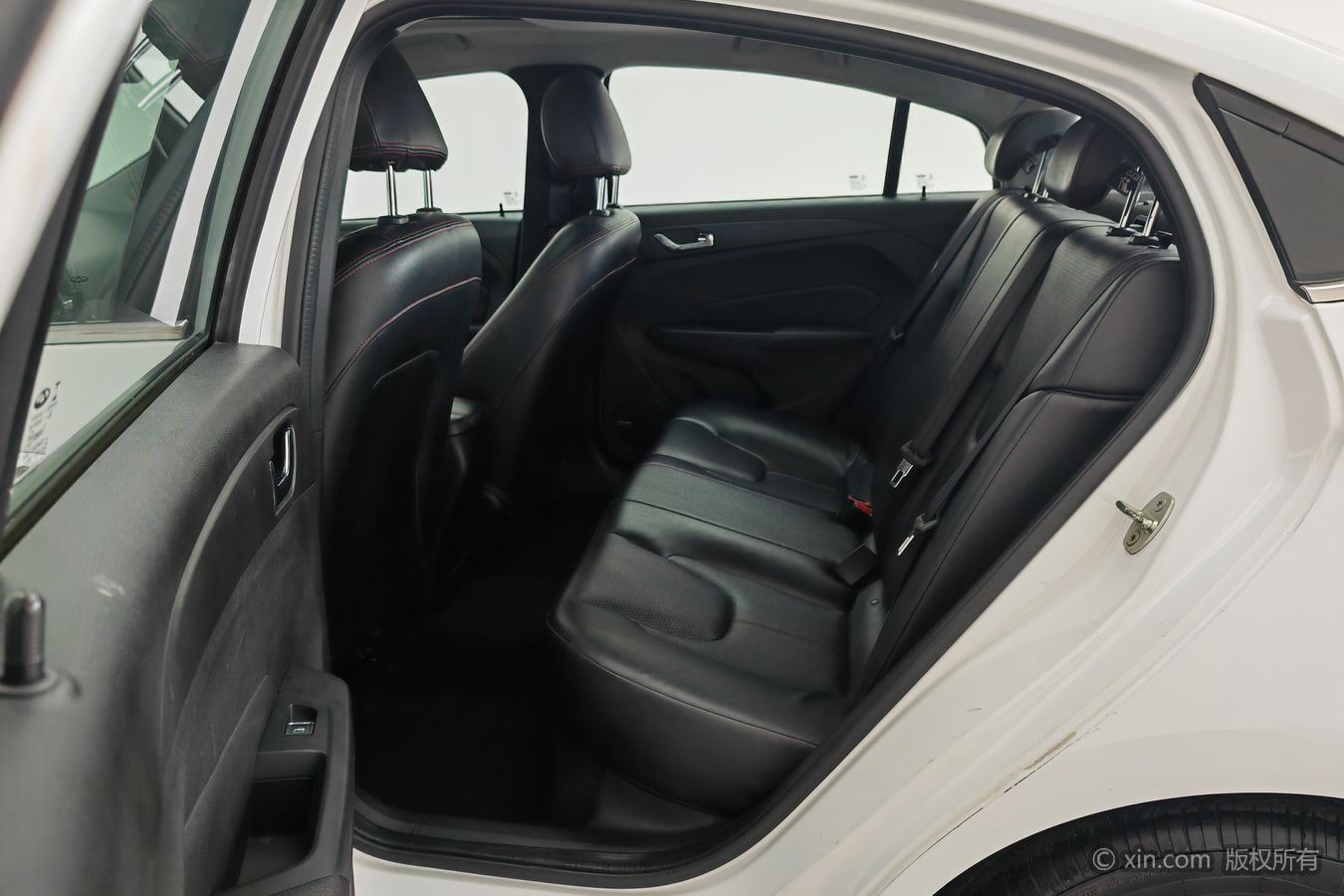 Chery Arrizo 5 2016 car image #16