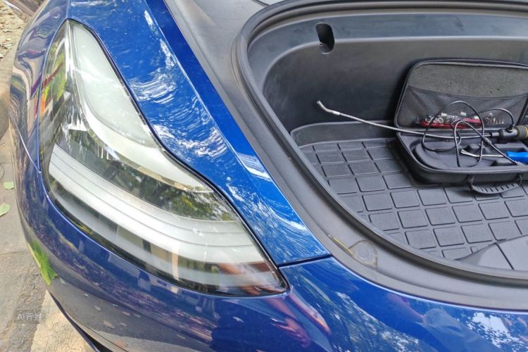 Tesla Model 3 2020 car image #8