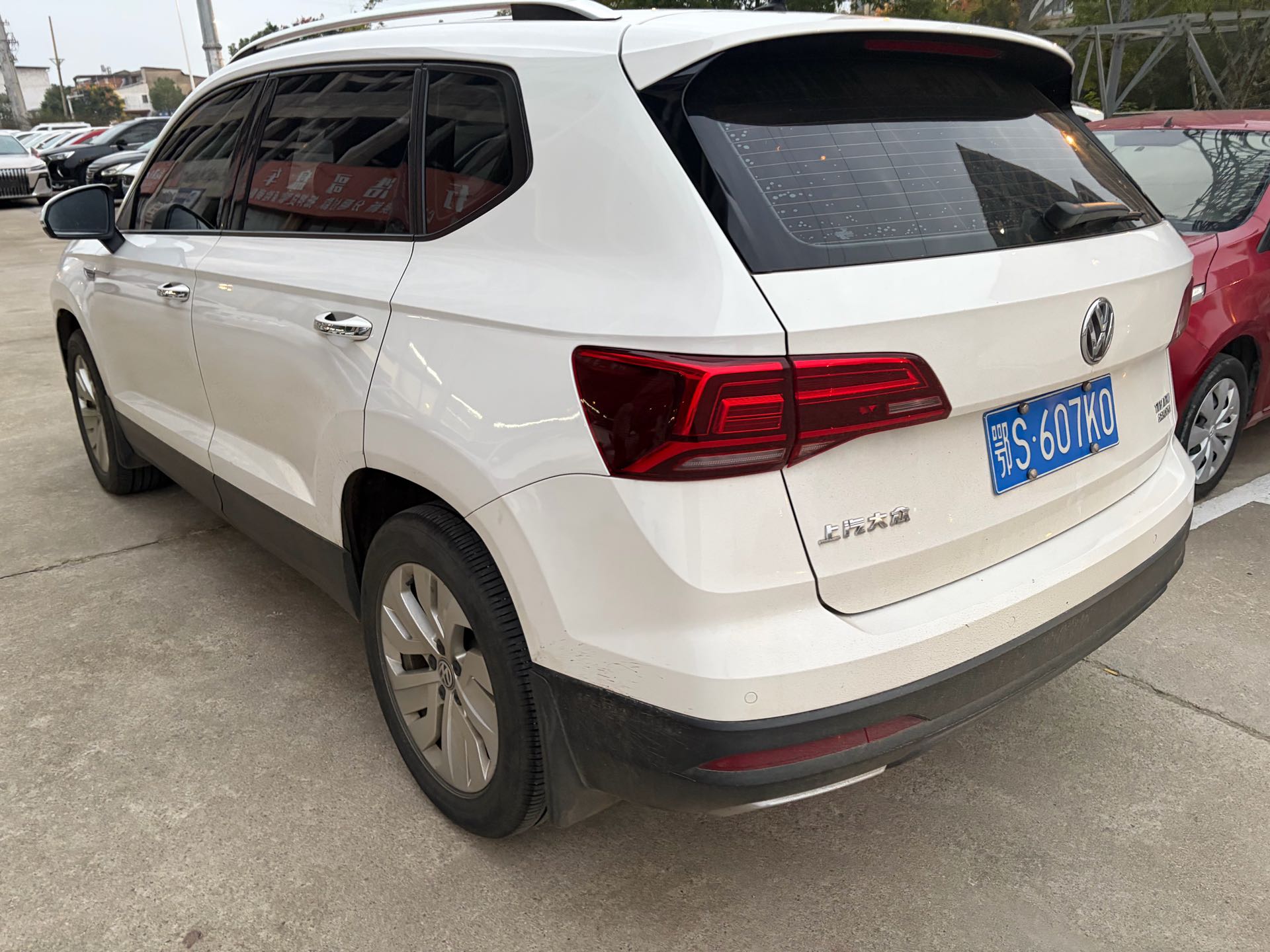 2019 car image #4