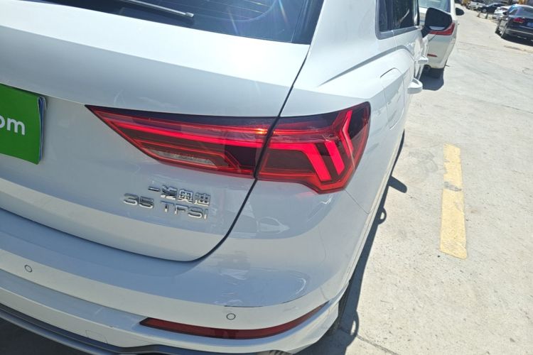 Audi Q3 2022 #8 Audi Q3 2022 car image #8