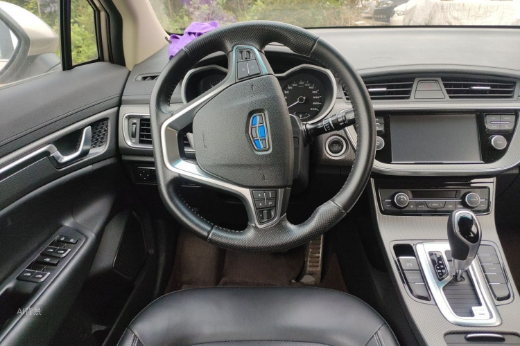 GEELY Emgrand GS 2017 صورة سيارة #12