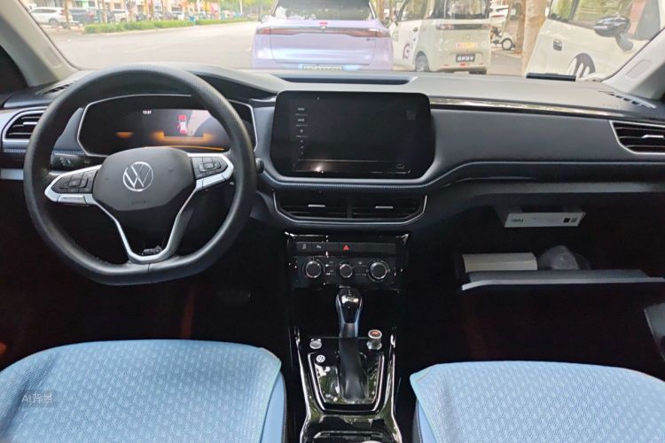 Volkswagen Tharu 2024 car image #11