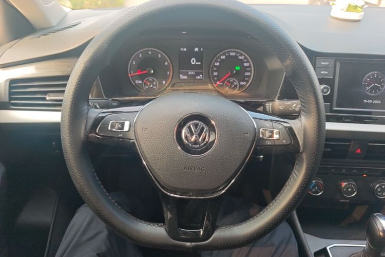 Volkswagen Lavida 2020 car image #11