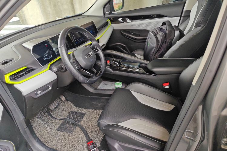 GEELY Coolray 2023 imagen de coche #19