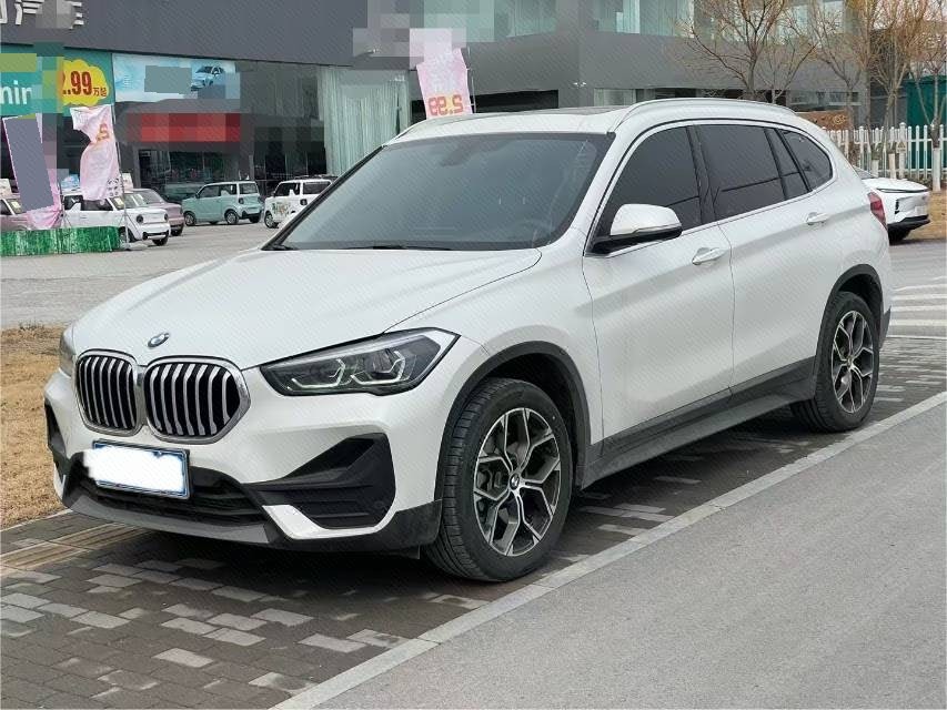 2023 2023 immagine di auto