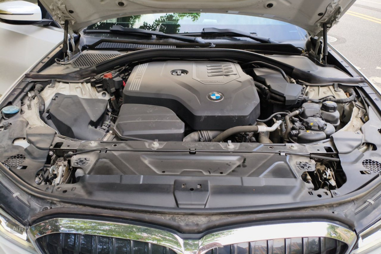 BMW 3 Series 2019 #22 BMW 3 Series 2019 car image #22