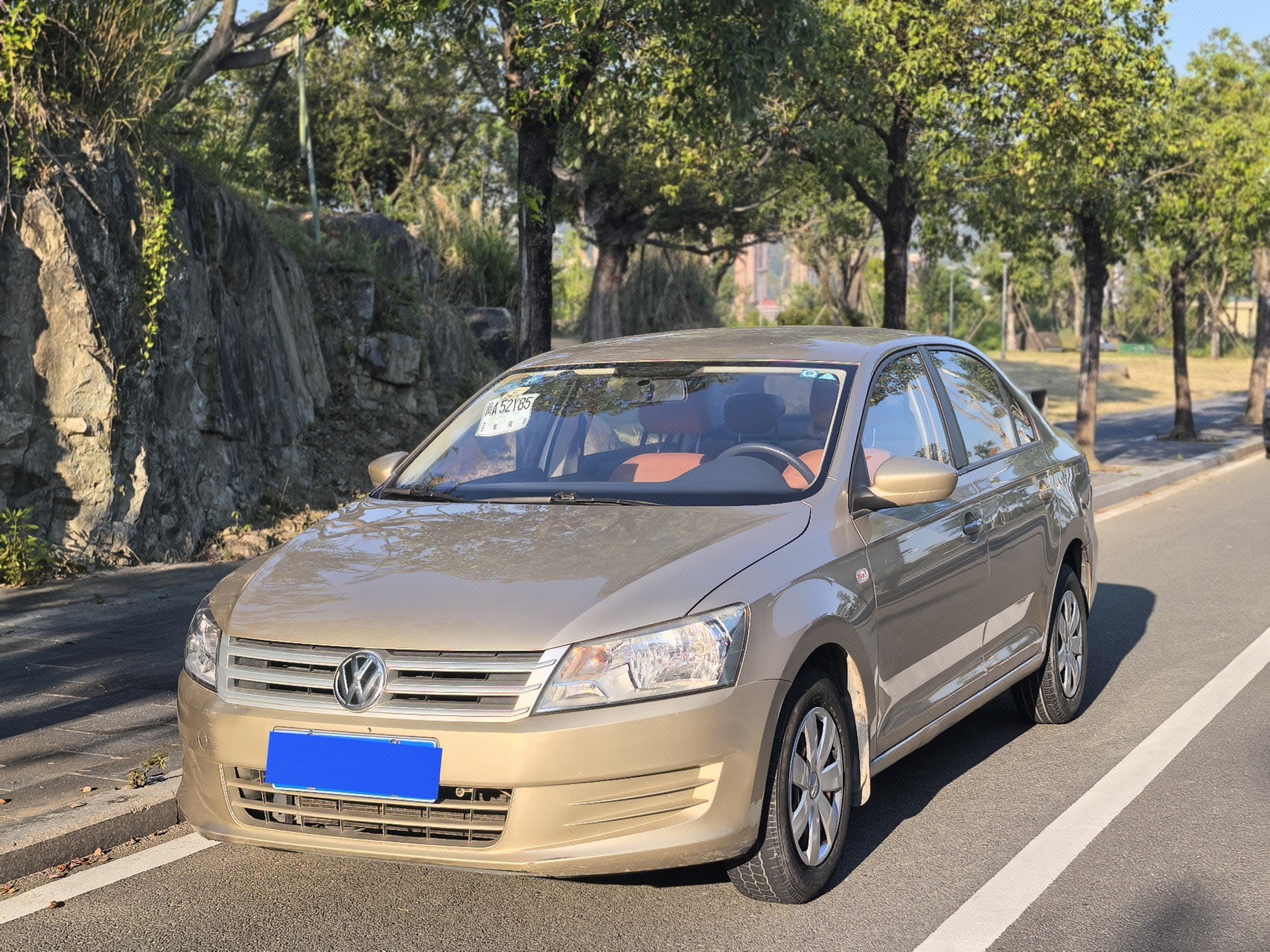 Volkswagen Santana 2015 car image 