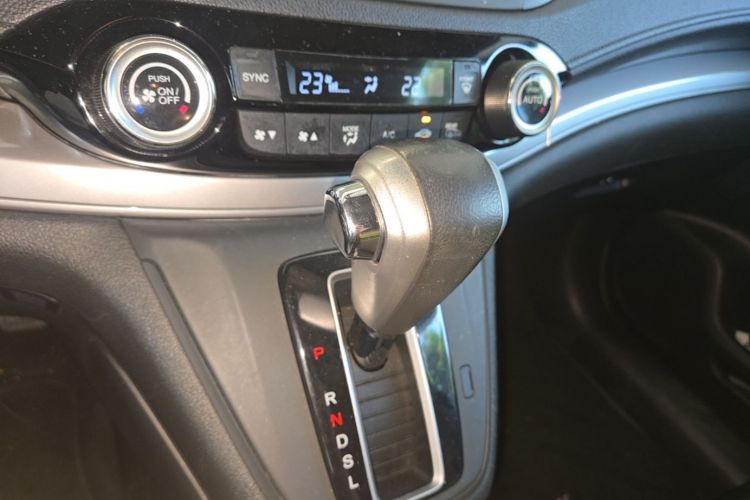 Honda CR-V 2015 car image #14